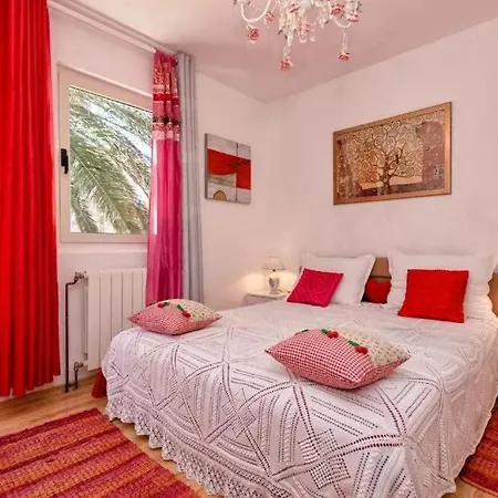 Seafront Apartments Villa Domus Marini