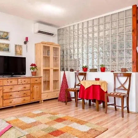 Seafront Apartments Villa Domus Marini *