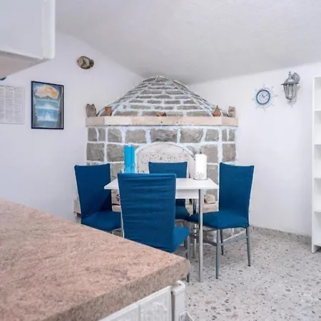דירה Seafront Apartments Villa Domus Marini
