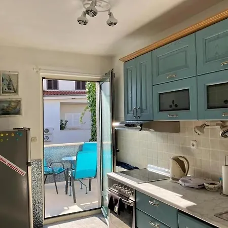 Seafront Apartments Villa Domus Marini